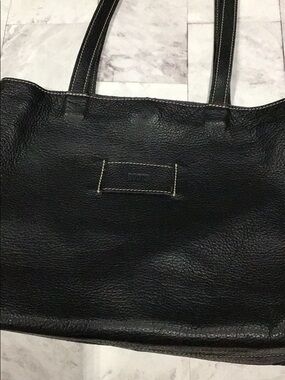 roots black tote